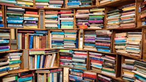 Tsundoku, che cos’è? L’arte di accumulare libri senza mai leggerli