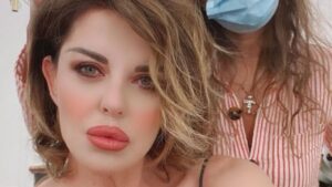 Alba Parietti: “Queste foto gli avrebbero potuto rovinare la vita”