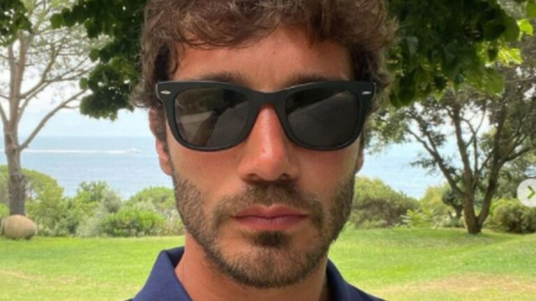 stefano de martino in primo piano