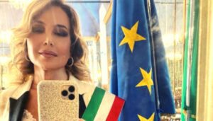 Barbara d’Urso, le nozze celebrate dalla conduttrice: marito e moglie dicono sì davanti a lei