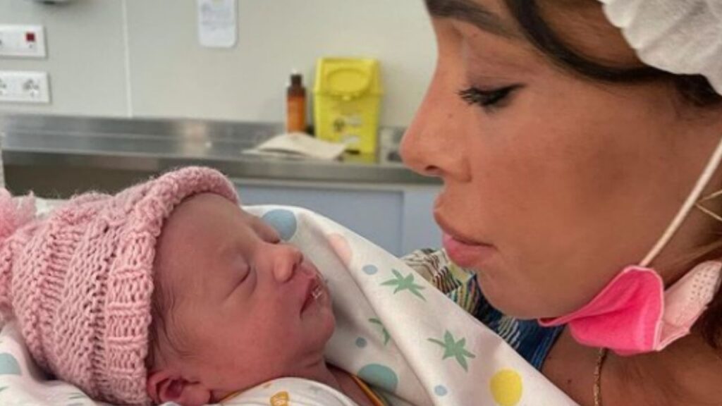 belen rodriguez e la foto con luna marì