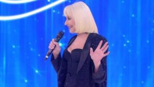 Raffaella Carrà: la causa della morte sarebbe un tumore