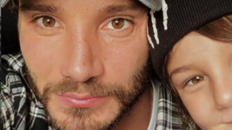 stefano de martino mette like a belen