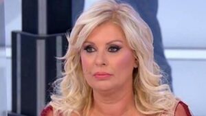 Tina Cipollari: in ospedale dopo un incidente domestico