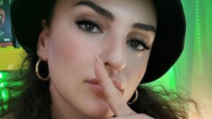 Problemi di salute per Arisa, annullato il concerto: come sta la cantante