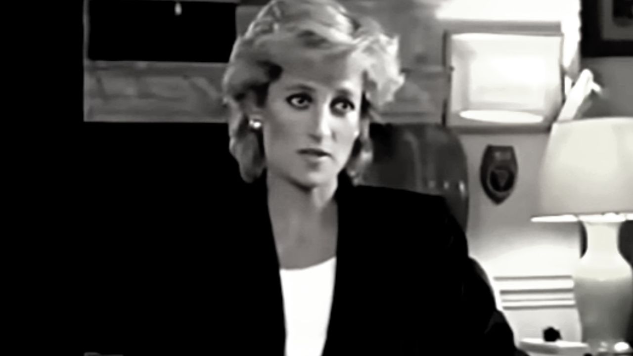 lady diana durante un'intervista