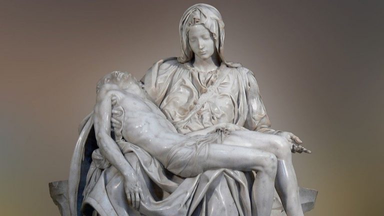 la pietà di michelangelo e il dettaglio del 33esimo dente