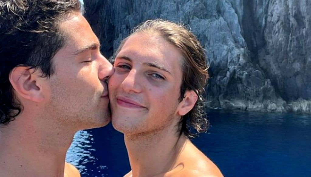 Tommaso Zorzi e Tommaso Stanzani bacio