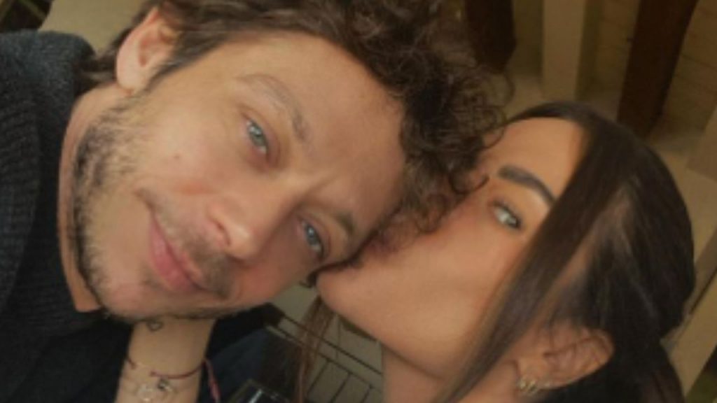valentino rossi e francesca sofia novello papà e mamma