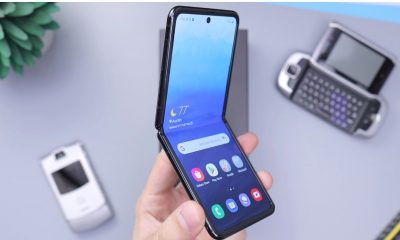 Uno smartphone pieghevole