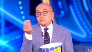 GF Vip: Signorini “re del cliffhanger”, e nella gara agli ascolti la tecnica (un pochino) ripaga
