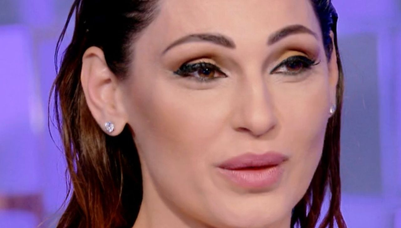 Anna Tatangelo Verissimo