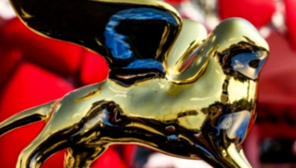 Mostra del Cinema di Venezia: Roberto Benigni premiato con il Leone d'oro alla carriera 42 Leone d'oro Venezia Cinema