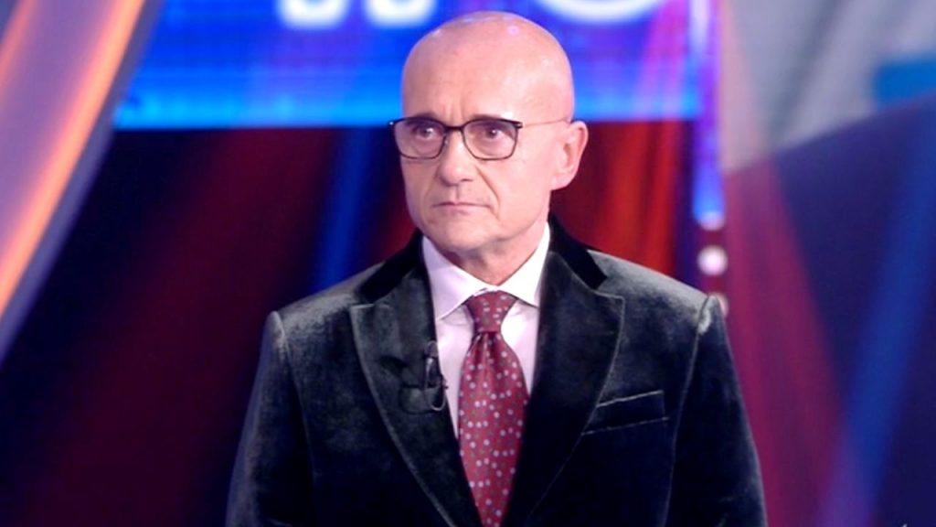 Carlo Conti imbattibile agli ascolti: Tale e Quale Show si divora il Grande Fratello Vip 6 42 Alfonso Signorini al Grande Fratello Vip