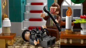 LEGO presenta il nuovo playset dedicato a Mamma ho perso l’aereo: 4mila pezzi per celebrare il film cult