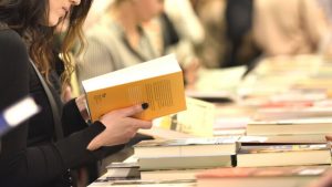 Classifica dei libri più venduti della settimana: sbanca Maurizio De Giovanni, ancora J.K. Rowling e Sveva Casati Modigliani
