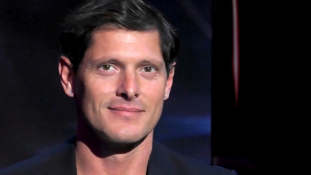 Aldo Montano difeso da Manuela Arcuri