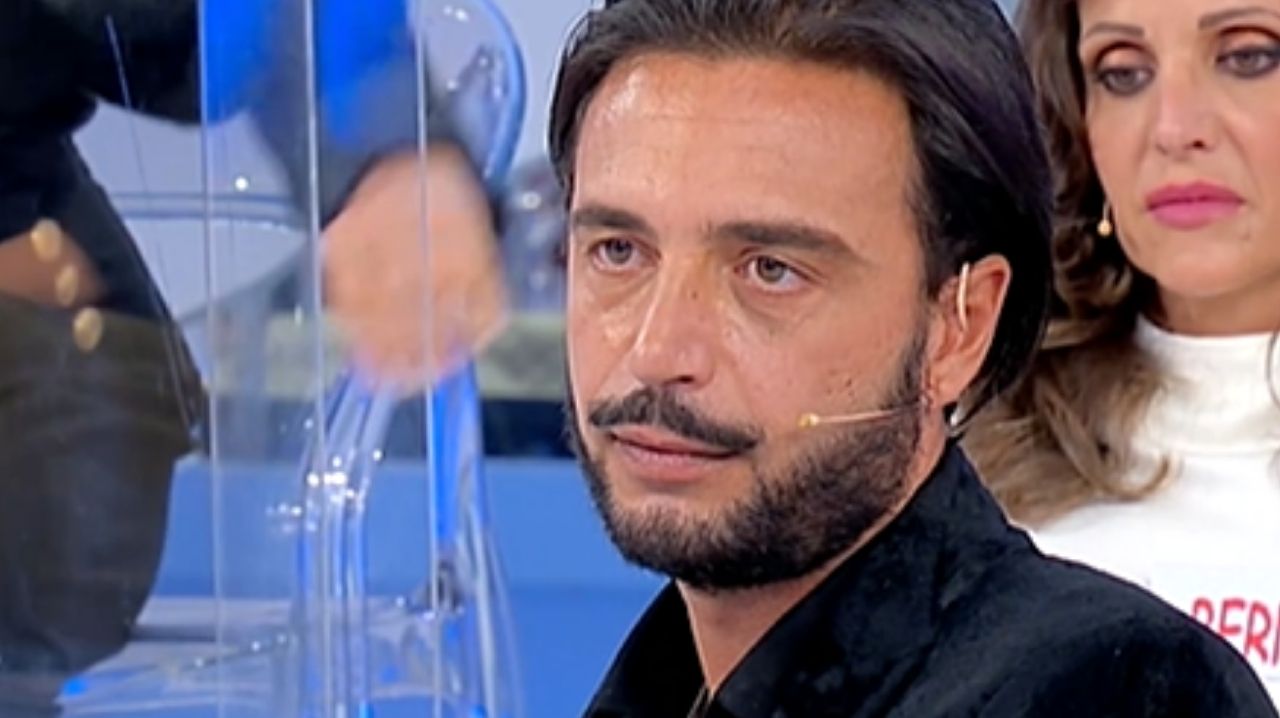 Scoppia il caso Mr Hyde a Uomini e Donne: le accuse di Armando a Biagio 41 armando uomini e donne