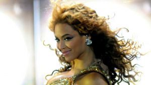 Beyoncé cambia il testo di una canzone: “Offende i disabili”
