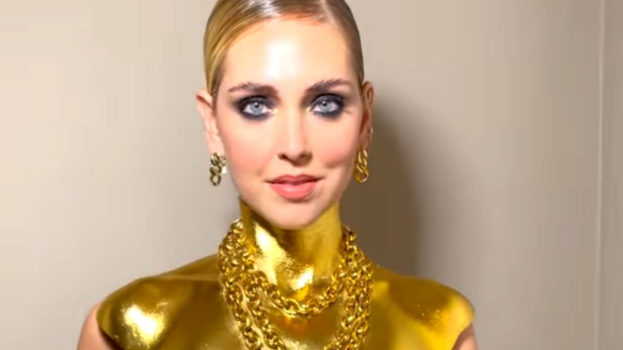 Chiara Ferragni in Schiaparelli