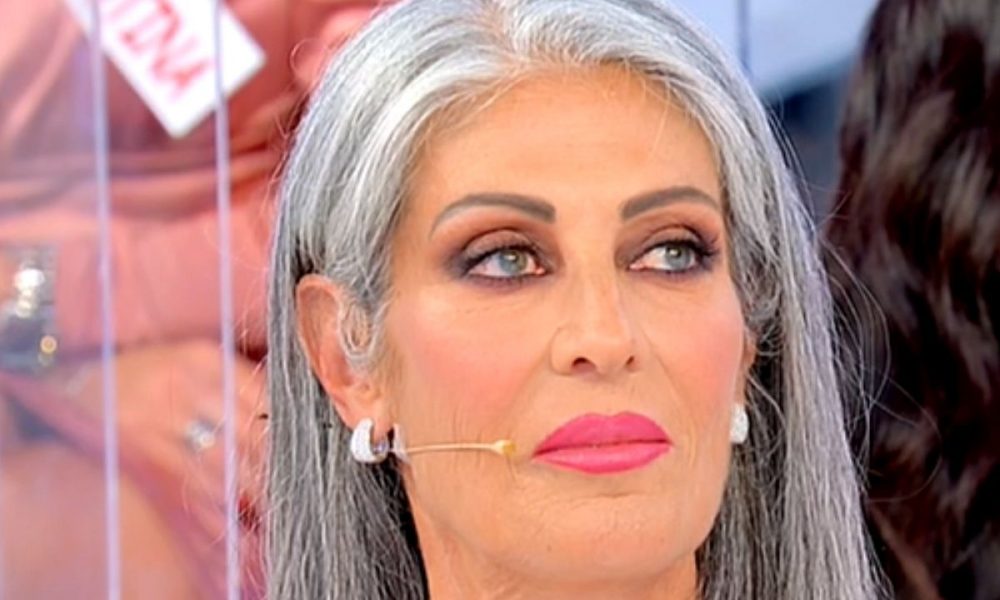Isabella Ricci accusata di vivere da “mantenuta”: la sua replica stizzita
