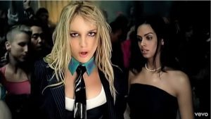 “Britney Spears è morta, quella è un clone”: la teoria dei fan e la rivelazione clamorosa di Perez Hilton