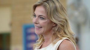 Claudia Gerini racconta i suoi primi 50 anni: l’attrice traccia un bilancio della sua vita