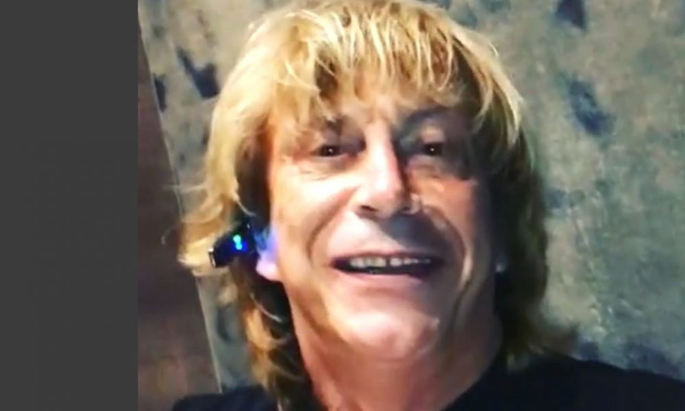 Enzo Paolo Turchi: la nascita della figlia Maria è un “miracolo”