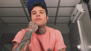 L’effetto Fedez colpisce anche i libri: i consigli del rapper scatenano i lettori