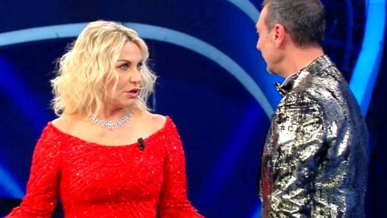 Antonella Clerici e Amadeus al Festival di SAnremo