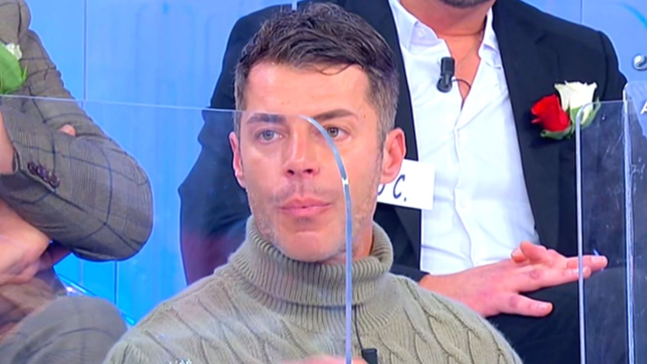 Diego ci riprova con Ida, ma non c'è speranza: il "no" della dama di Uomini e Donne 41 Diego e Ida a Uomini e Donne