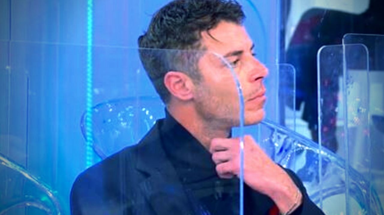 Uomini e Donne, in studio torna Diego: "Vedere Ida mi fa sempre effetto" 41 Diego Tavani Uomini e Donne