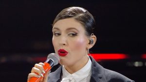 Festival di Sanremo: canzoni e torte con candeline (quando gli artisti festeggiano il compleanno in piena gara)