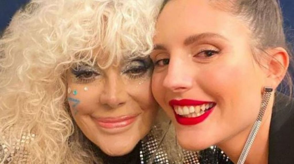 "Ti devi ritirare!": Donatella Rettore non perdona l'errore di Gianni Morandi 42 Rettore e Ditonellapiaga