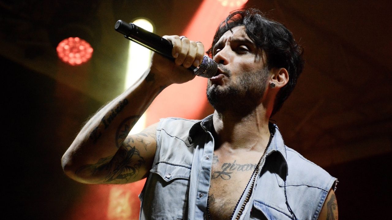 Fabrizio Moro al Festival di Sanremo con Sei Tu testo canzone