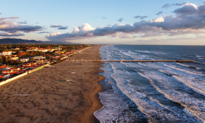 Un'immagine di una spiaggia a Forte dei Marmi