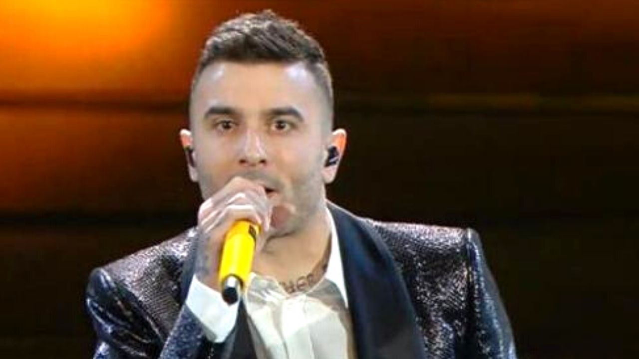 Junior Cally, respinte le accuse ad Highsnob in gara al Festival di Sanremo: le parole di Amadeus 41 Junior Cally