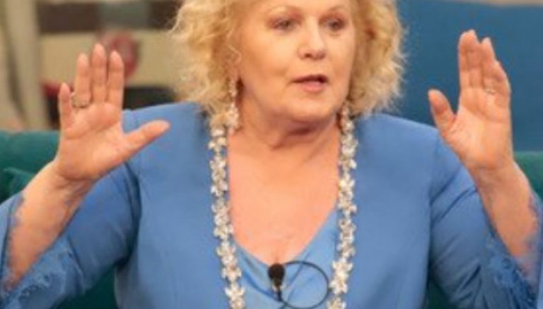 Katia Ricciarelli Gf Vip