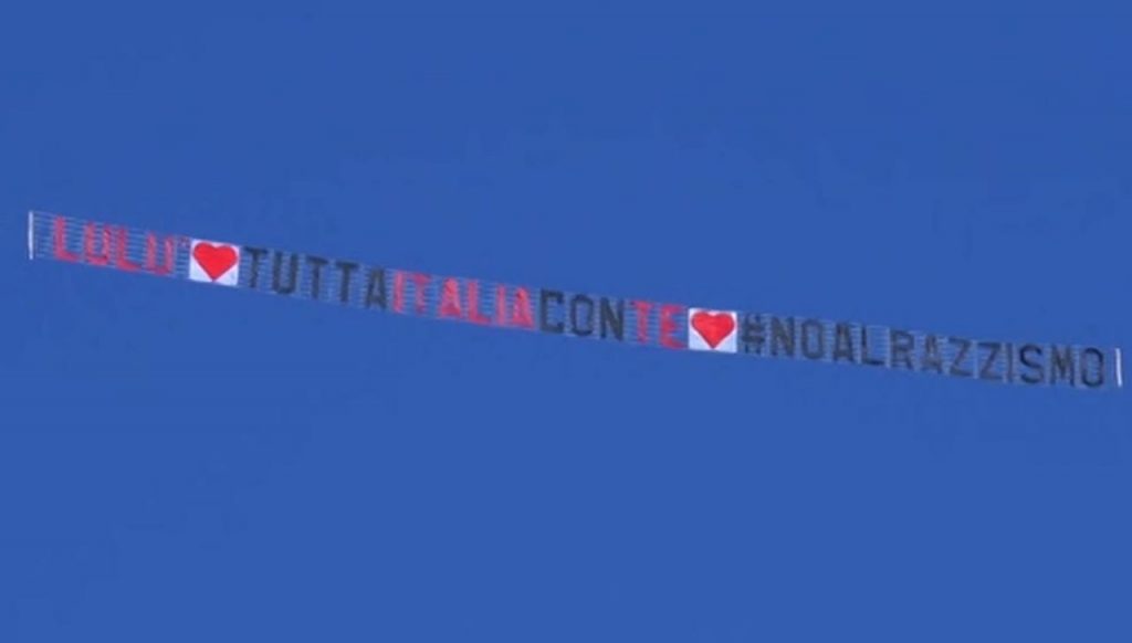 GF Vip, Lulù: un aereo sulla Casa tira in ballo il razzismo 42 Lulù Selassié GF Vip aereo