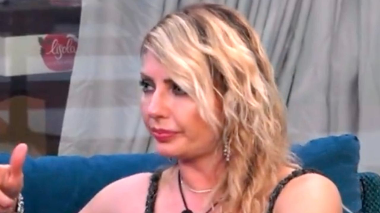 Manila Nazzaro contro il regolamento? Cos'ha detto a Katia Ricciarelli prima della nomination, il video 41 Manila Nazzaro al Gf Vip