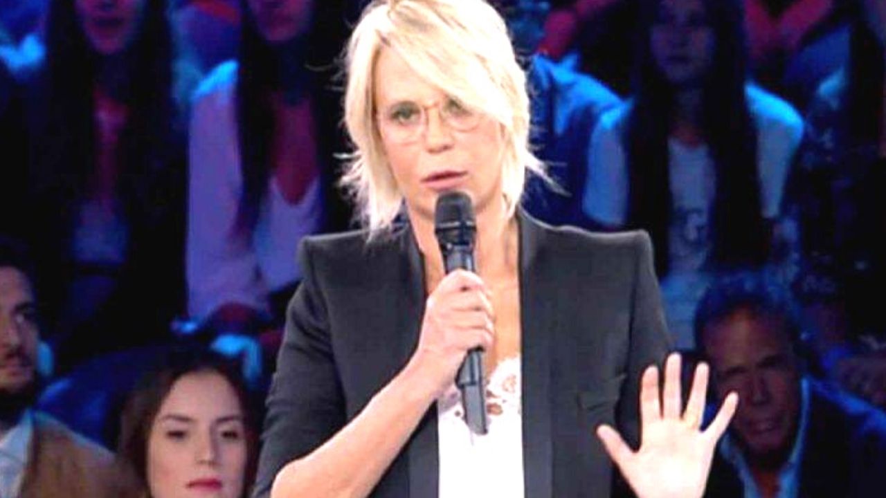 Maria De Filippi ad amici