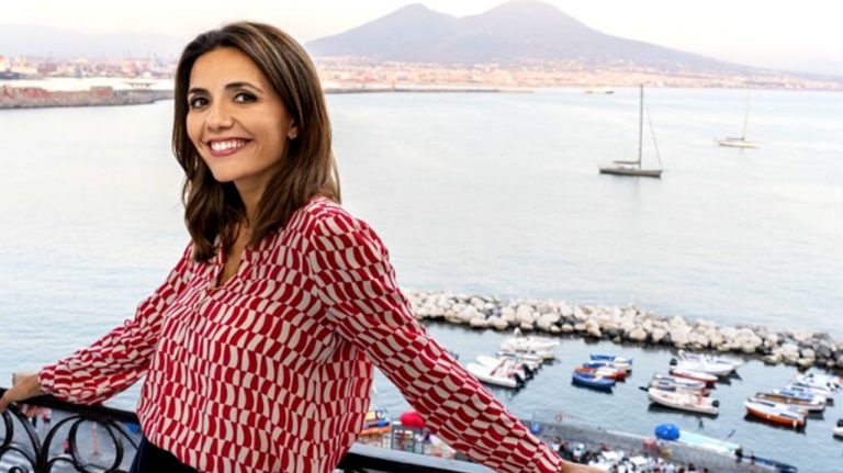 Serena Rossi in Mina Settembre