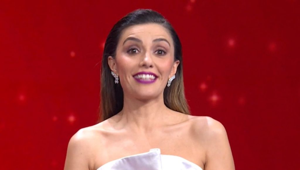 Canzone segreta: quale futuro per lo show dopo l'addio di Serena Rossi? 42 serena rossi canzone segreta rai