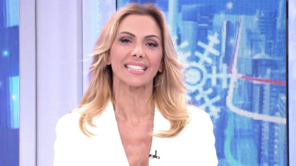 Pace fatta tra Alberto Matano e Simona Branchetti: la telefonata tra i due conduttori 42 Simona Branchetti