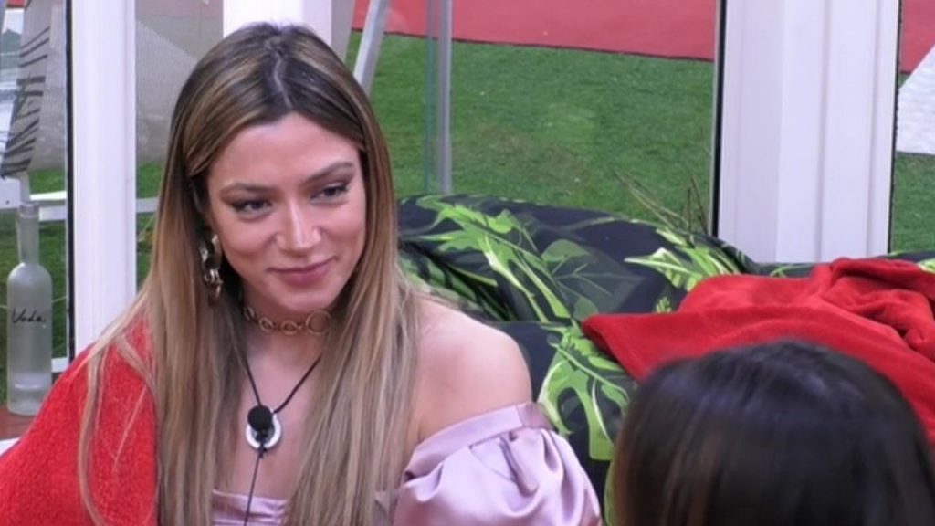 Soleil e Delia, il confronto nella notte: lo sfogo su Alex Belli dopo la puntata del GF Vip 42 Soleil Sorge al GF vip
