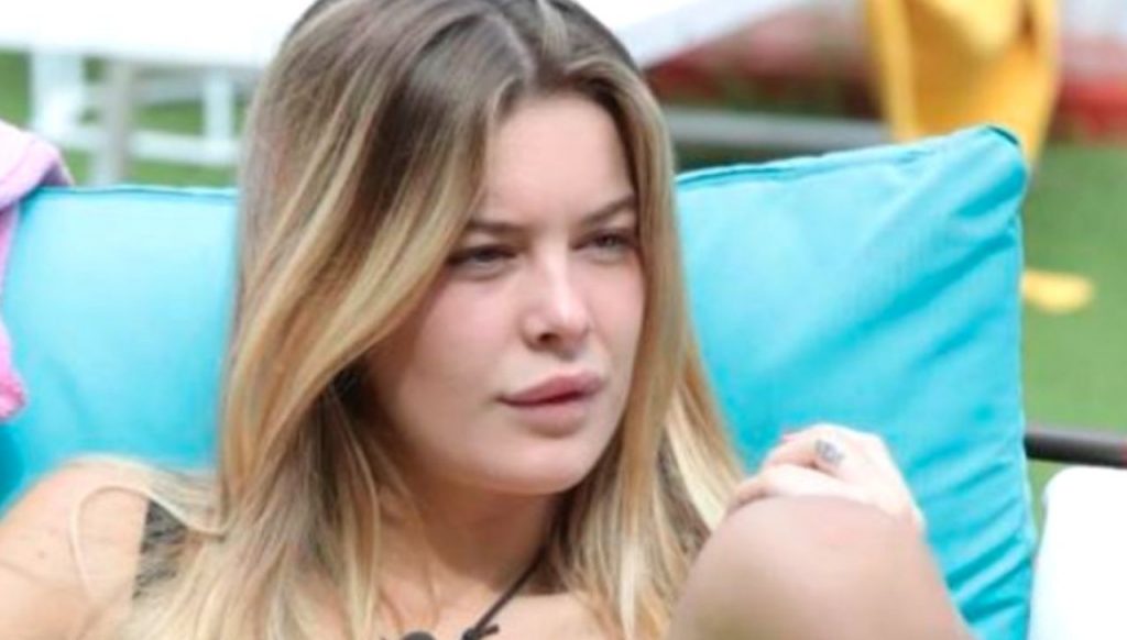Sophie Codegoni umilia Gianmaria Antinolfi: "Dito profumato", a cosa si riferisce 42 Sophie Codegoni GF Vip