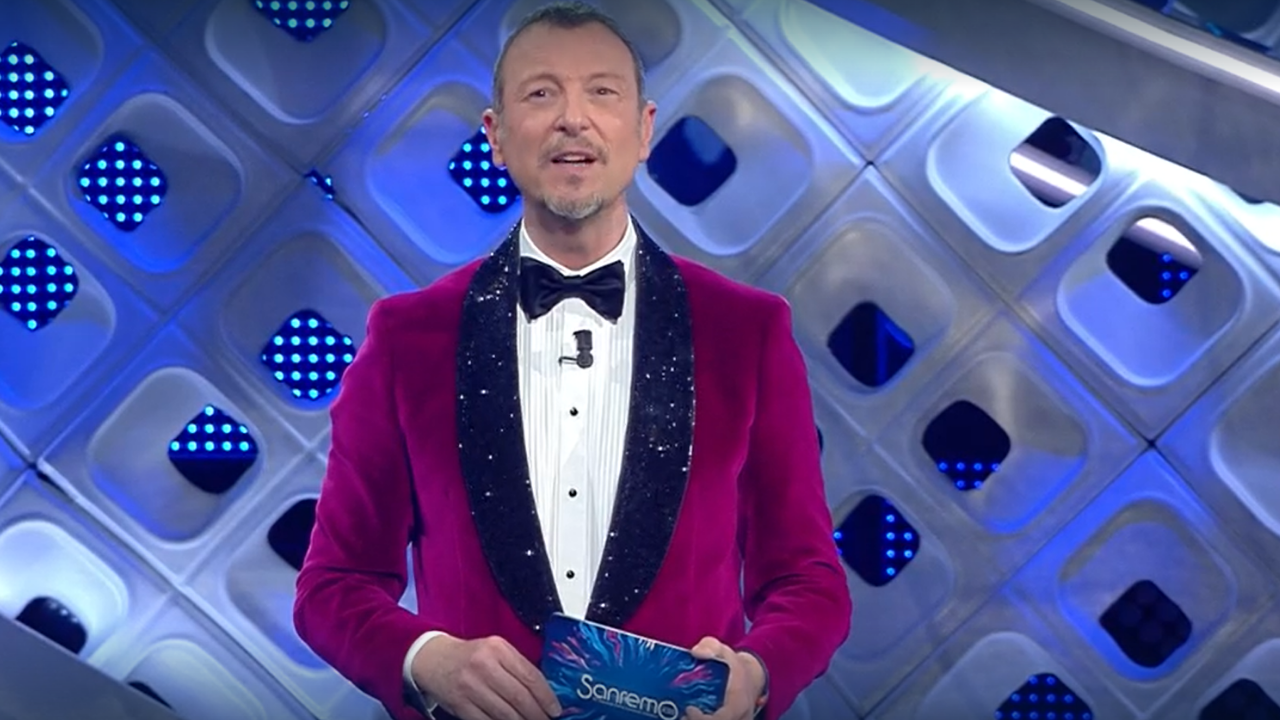 Amadeus alla seconda serata del Festival di Sanremo 2022