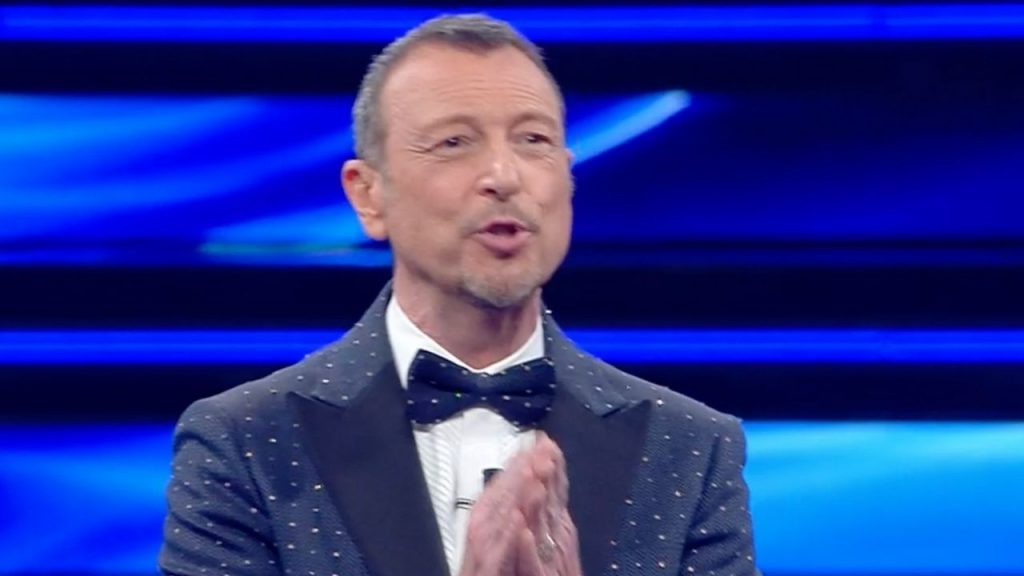 Sergio Mattarella ha chiamato Amadeus dopo l'omaggio del Festival di Sanremo 42 Amadeus al Festival