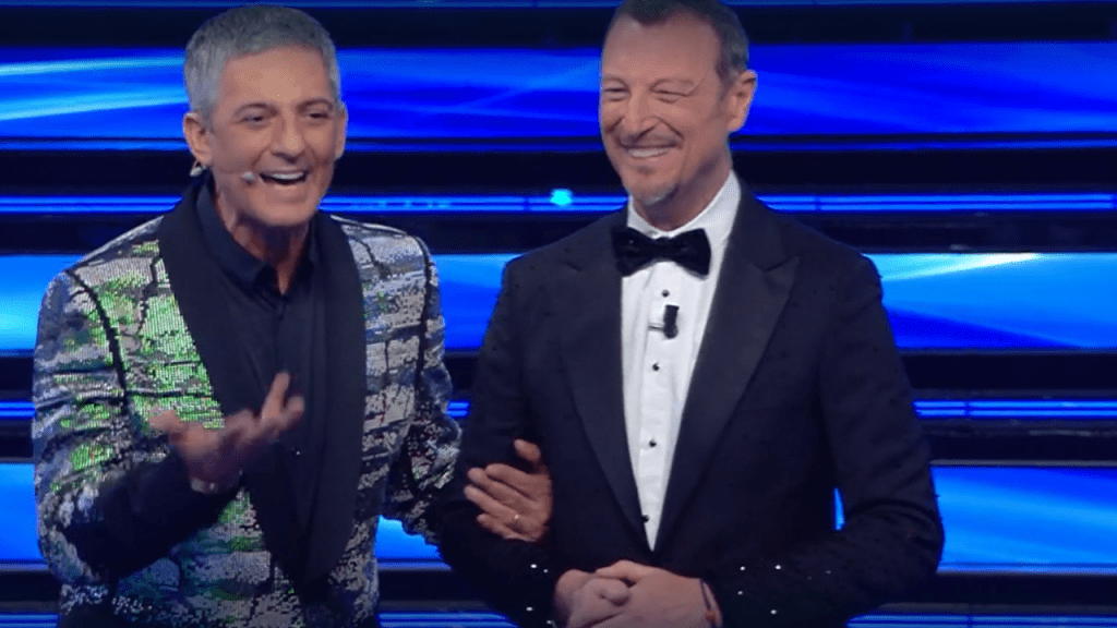Amadeus e Fiorello durante la conduzione del Festival di Sanremo del 2022