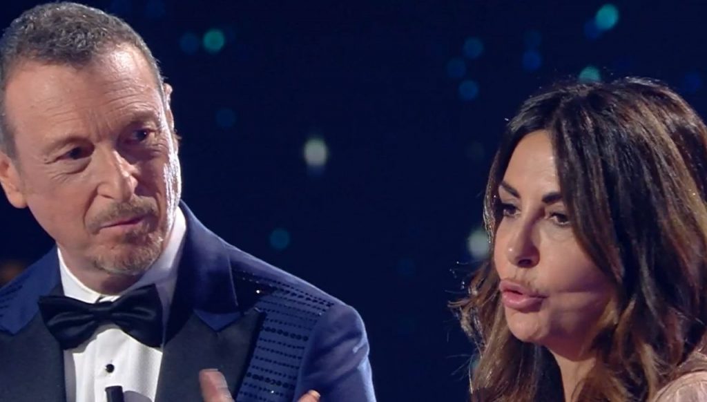 Sabrina Ferilli: la verità sul fuorionda al Festival di Sanremo 42 Amadeus Sabrina Ferilli Sanremo